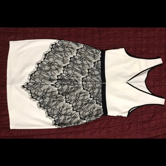 Sleeveless Formal Dress NWT, Large - Picture 2 of 6